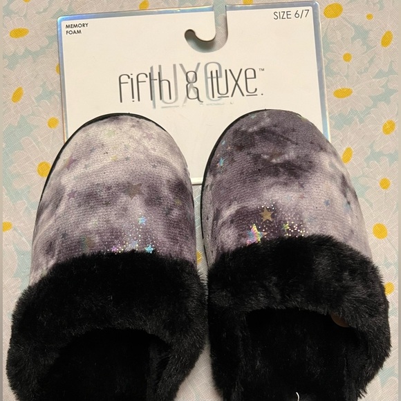 Memory Foam Slippers, Size: 6/7 - Picture 2 of 5